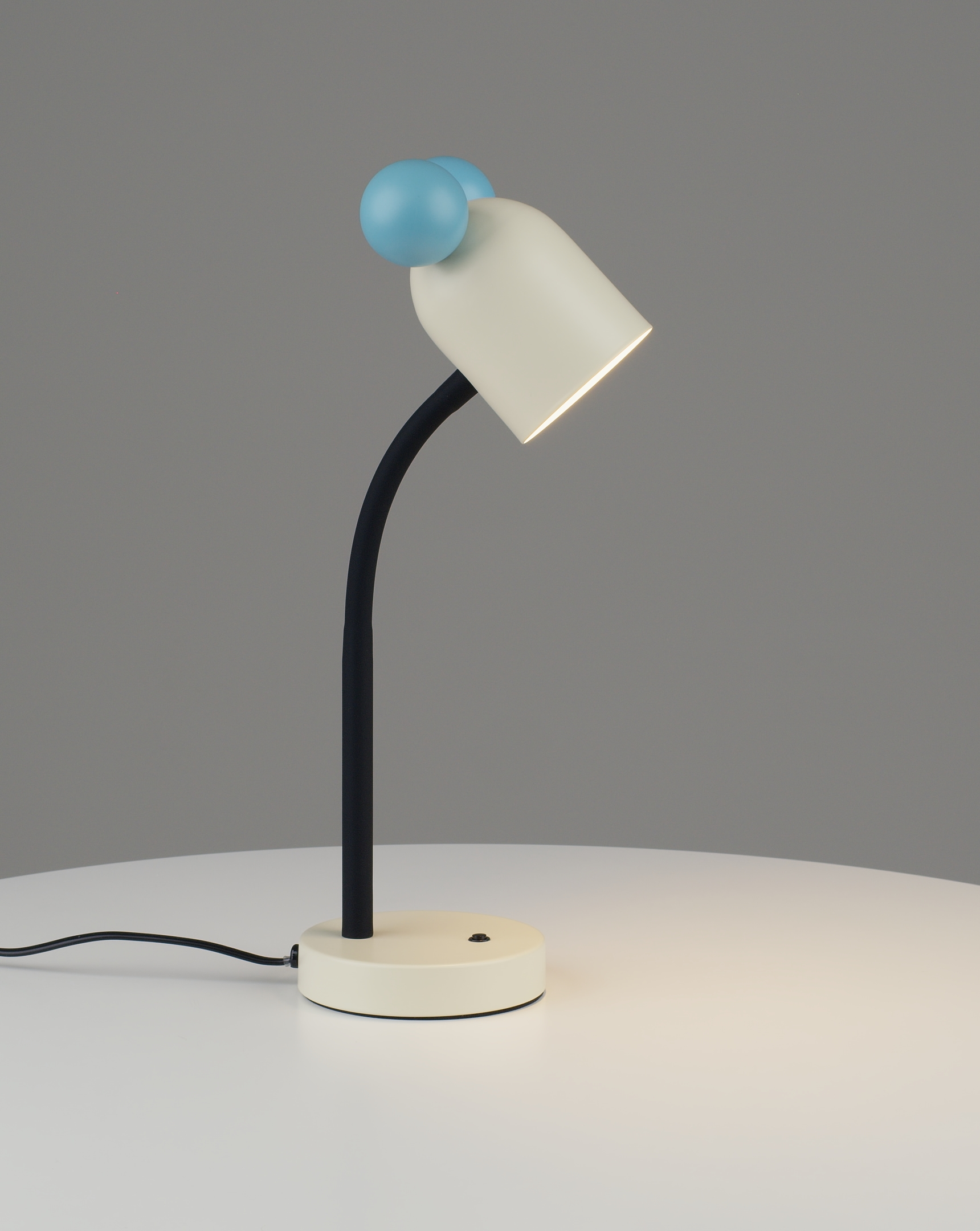 Лампа настольная Moderli V11277-1T Mykke