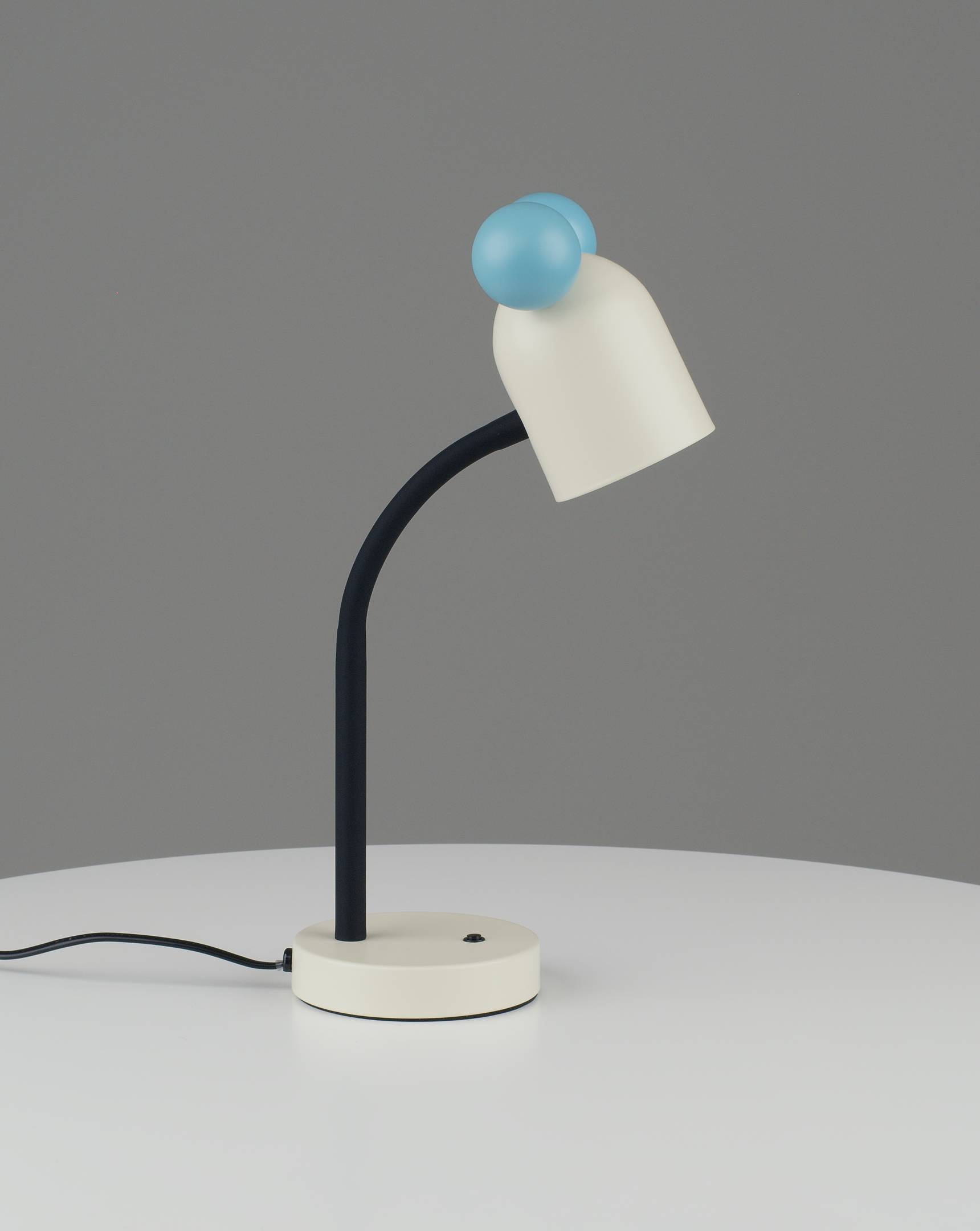 Лампа настольная Moderli V11277-1T Mykke