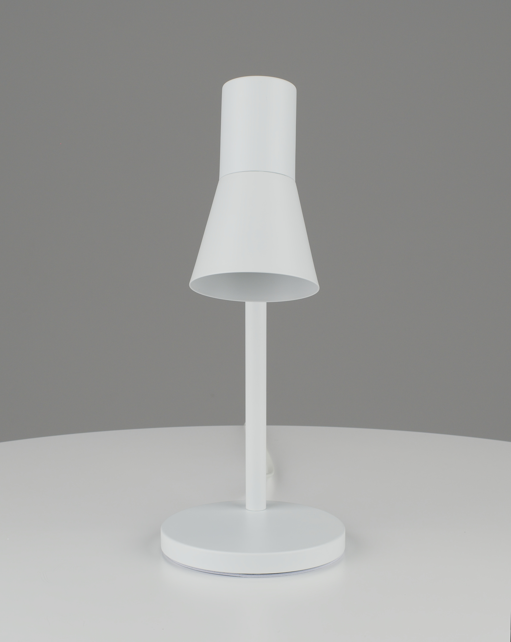 Лампа настольная Moderli V11324-1T Melro