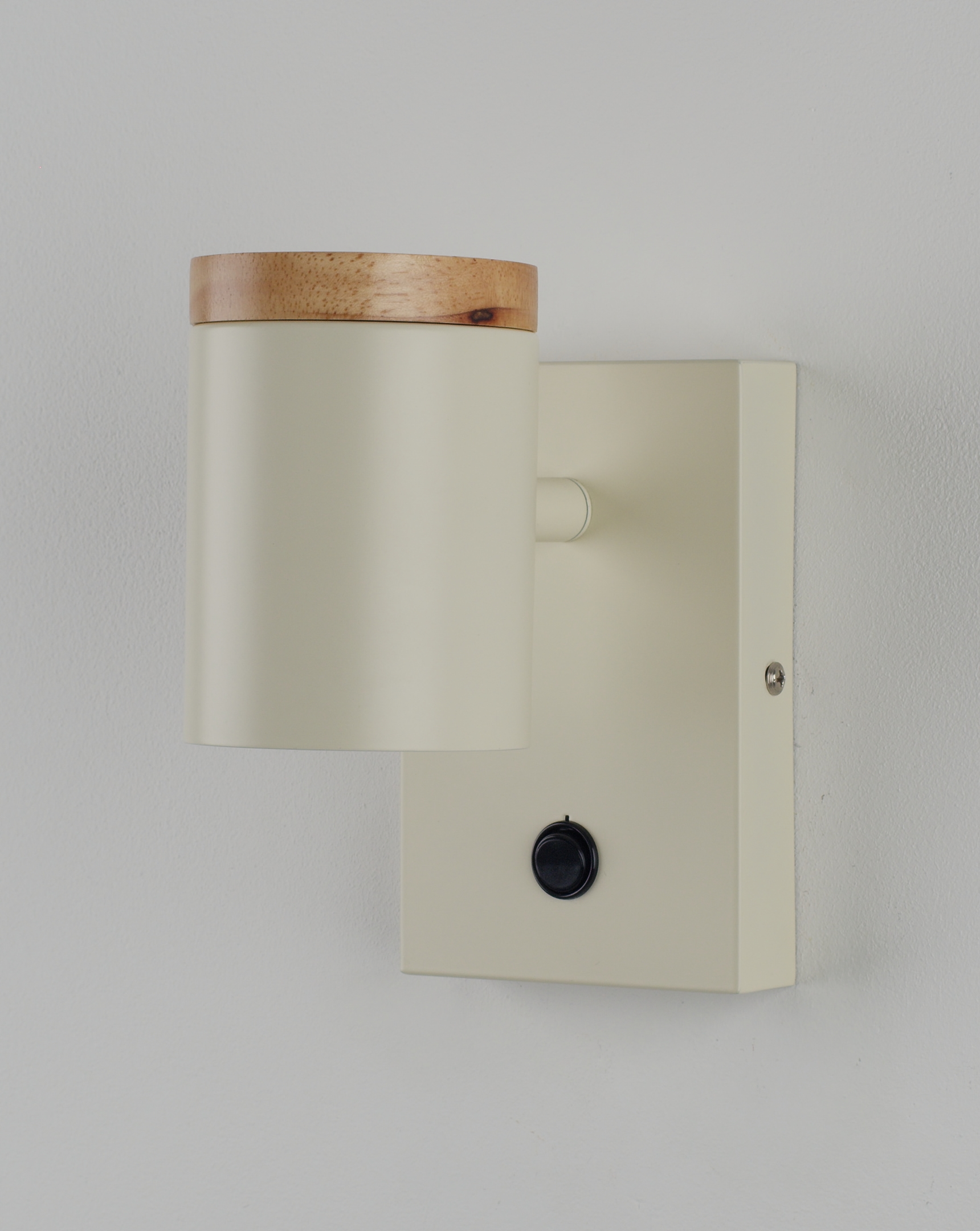 Светильник настенный Moderli V11292-1W Asheswood