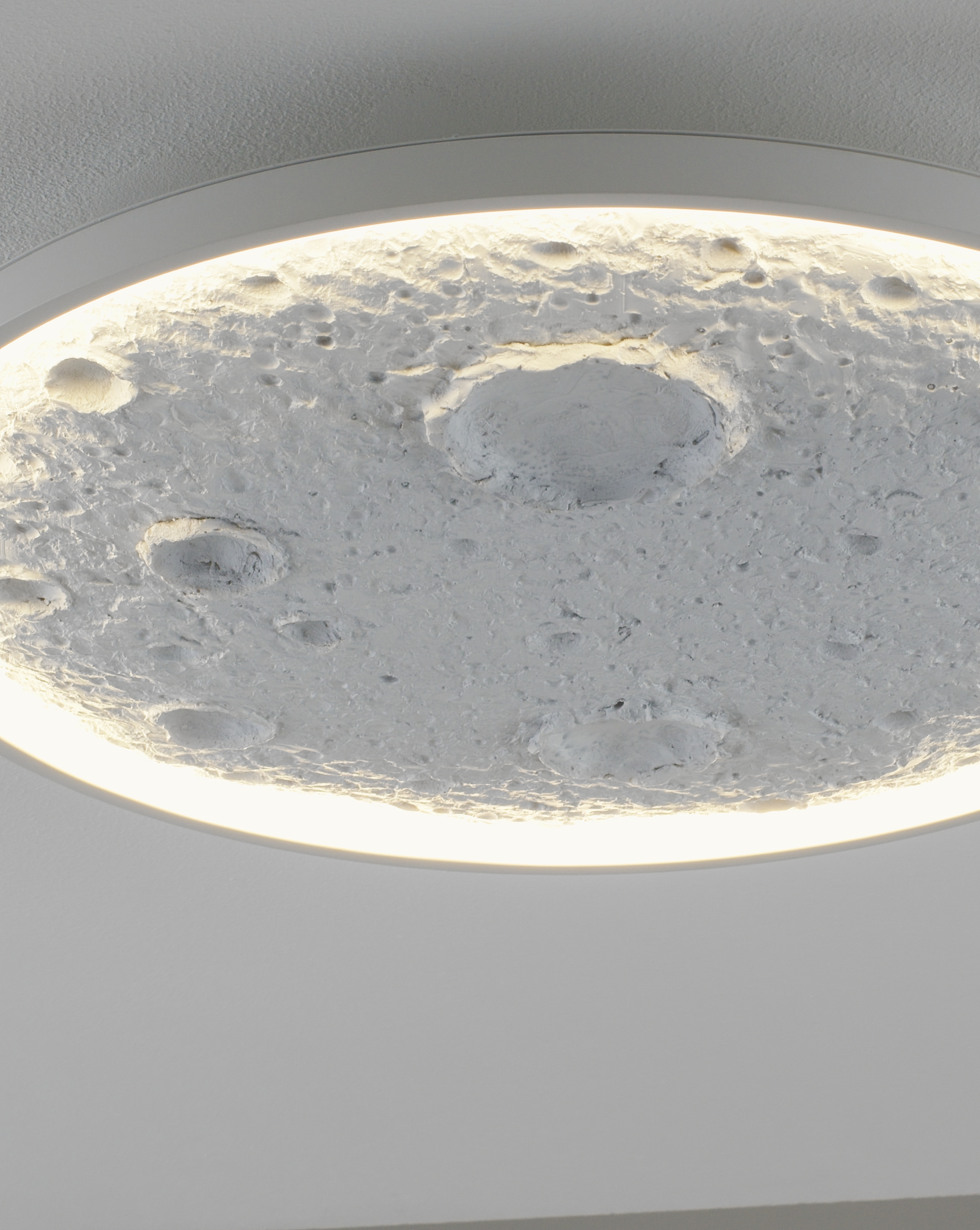 Светильник потолочный светодиодный Moderli V11658-CL Spatial