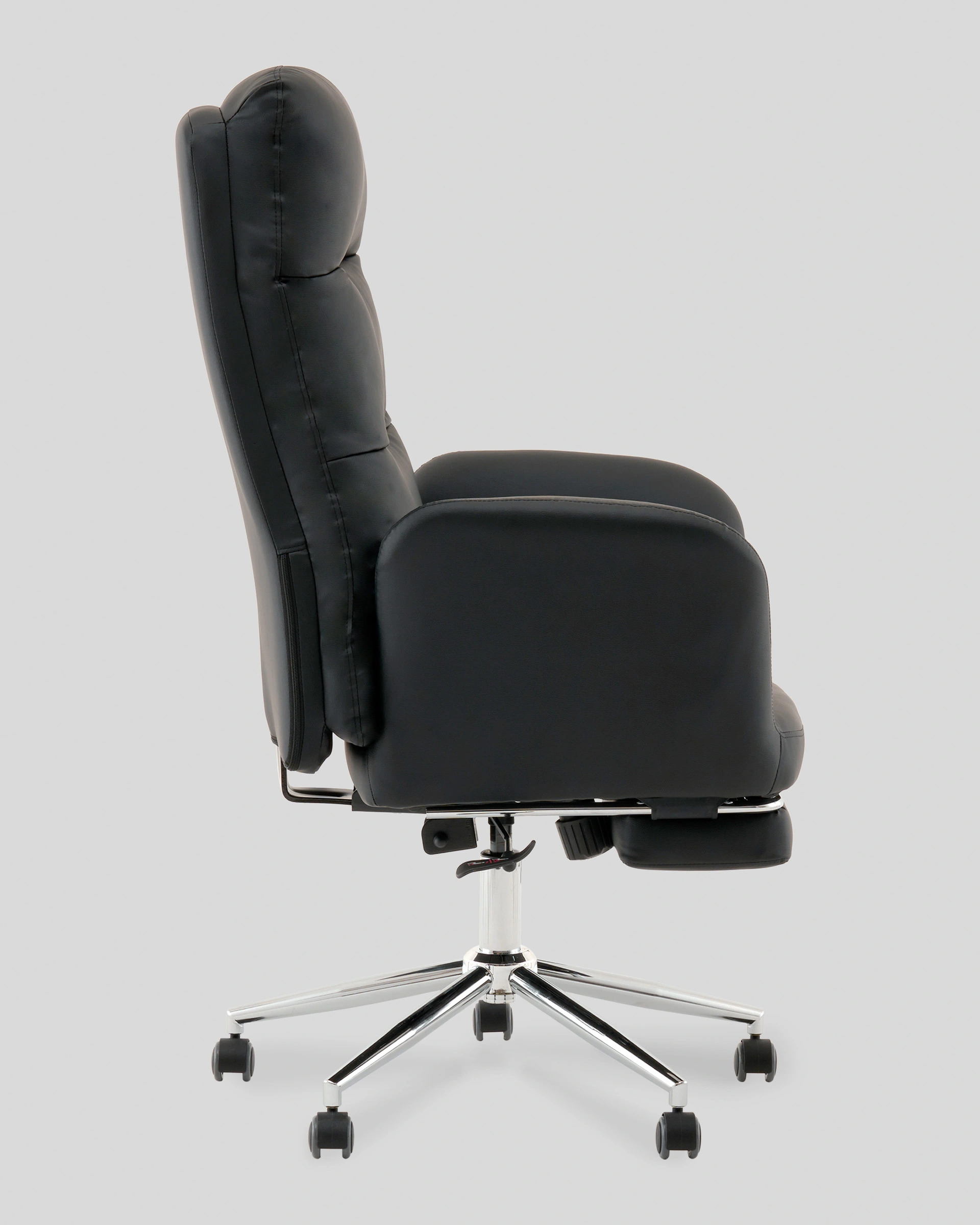 Кресло руководителя TopChairs Solid с оттоманкой черный