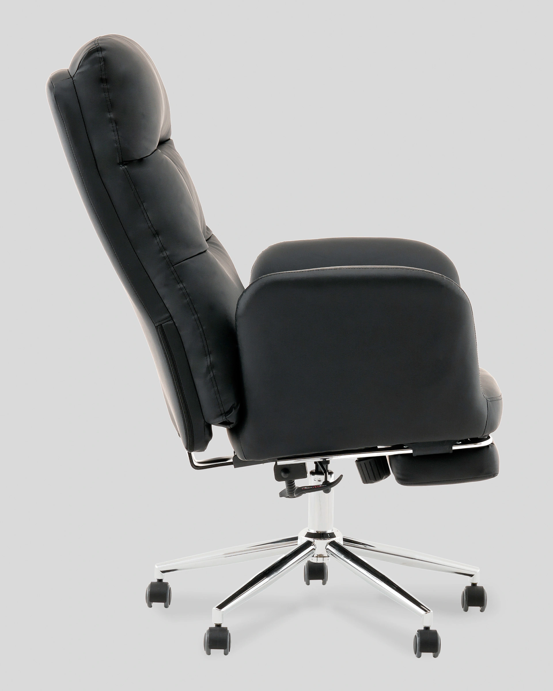 Кресло руководителя TopChairs Solid с оттоманкой черный