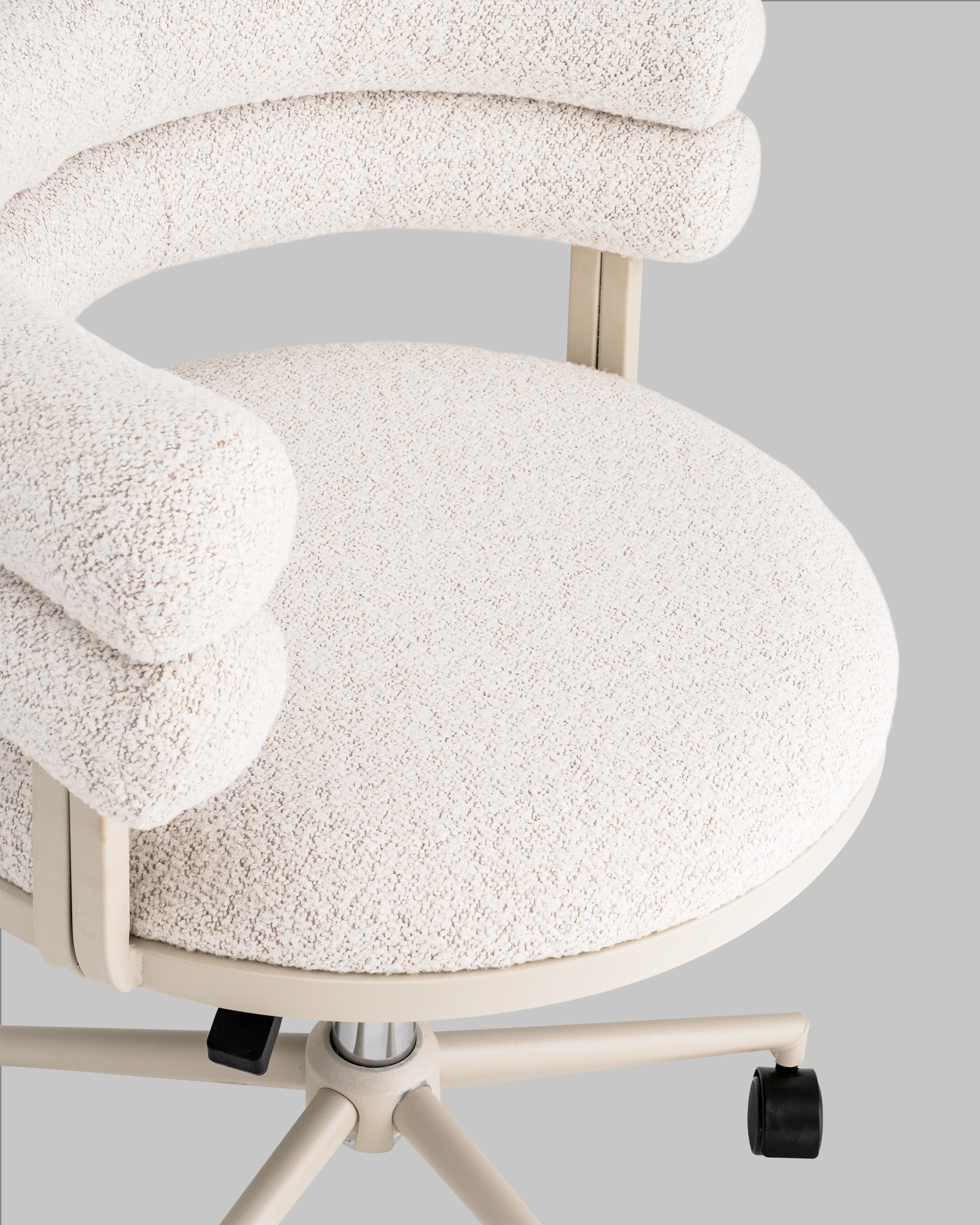 Стул офисный Ponty светло-серый серые ножки