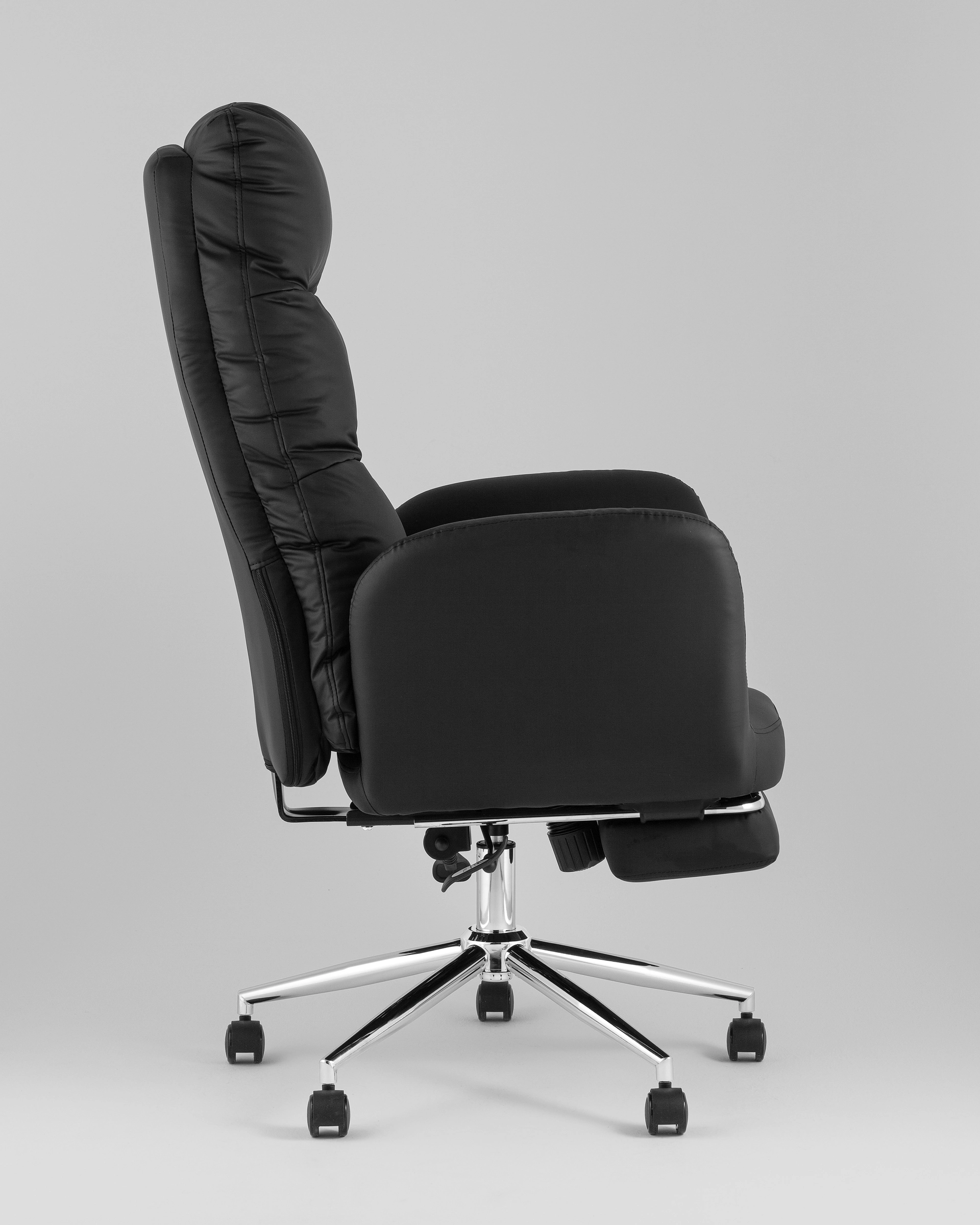Кресло руководителя TopChairs Solid NC с оттоманкой черный