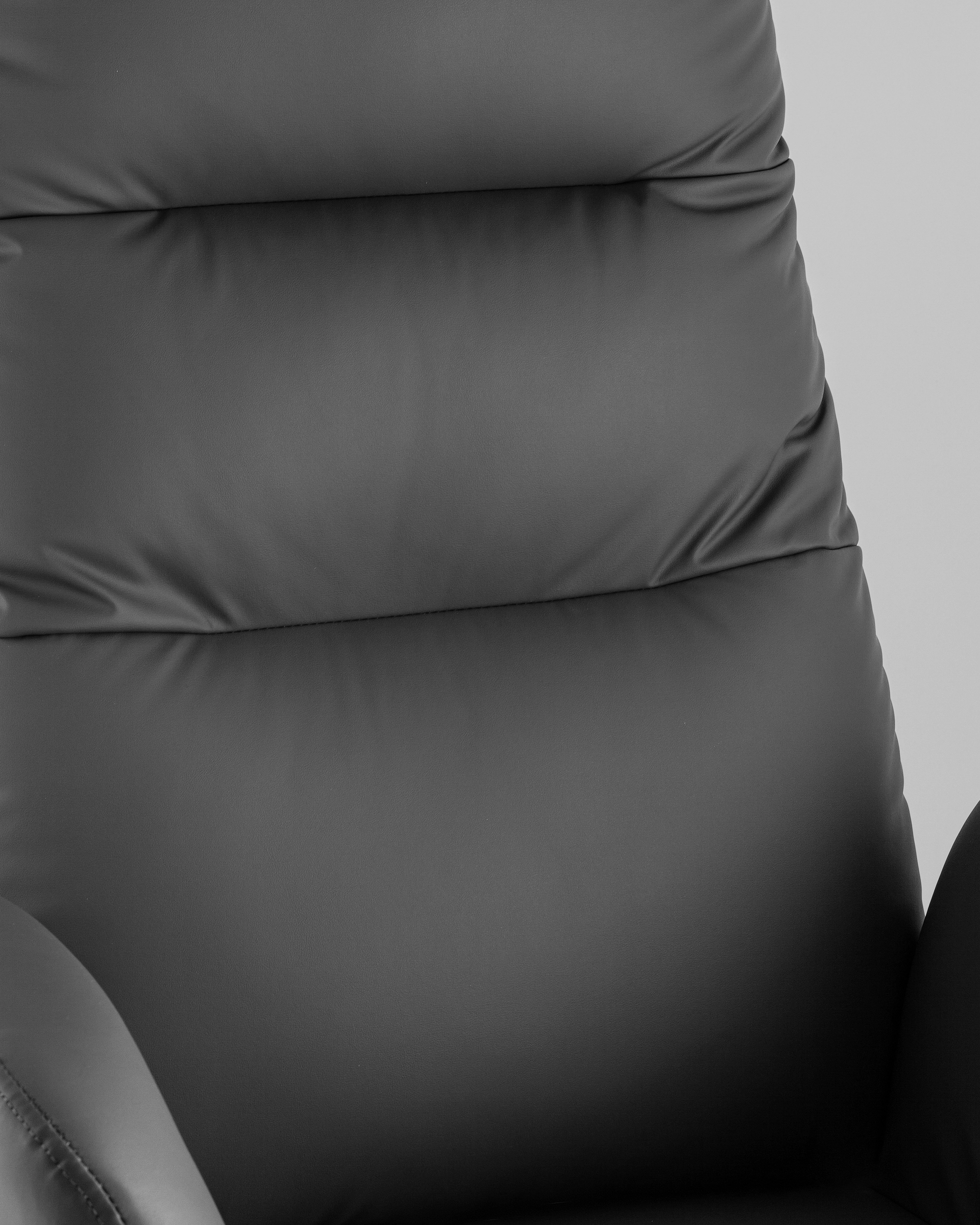 Кресло руководителя TopChairs Solid NC с оттоманкой серый