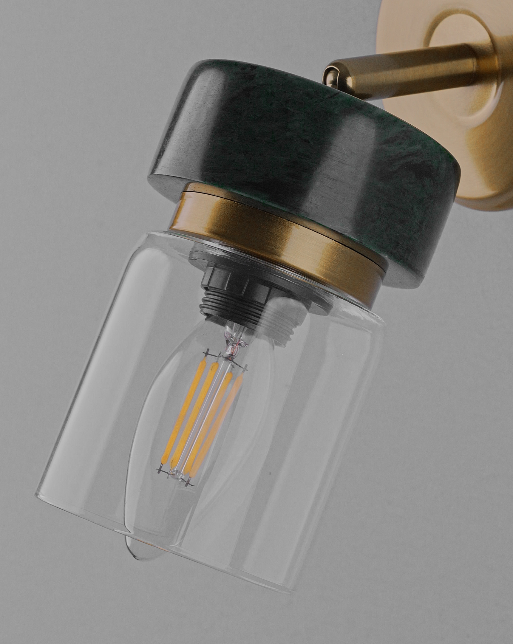 Спот Moderli V11821-1W Almero