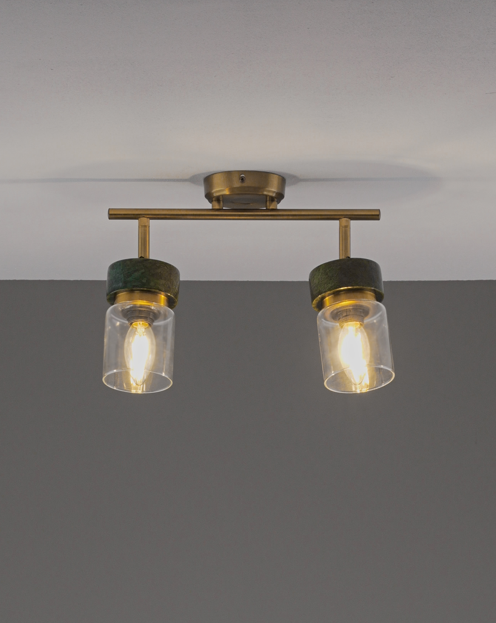 Спот Moderli V11822-2C Almero