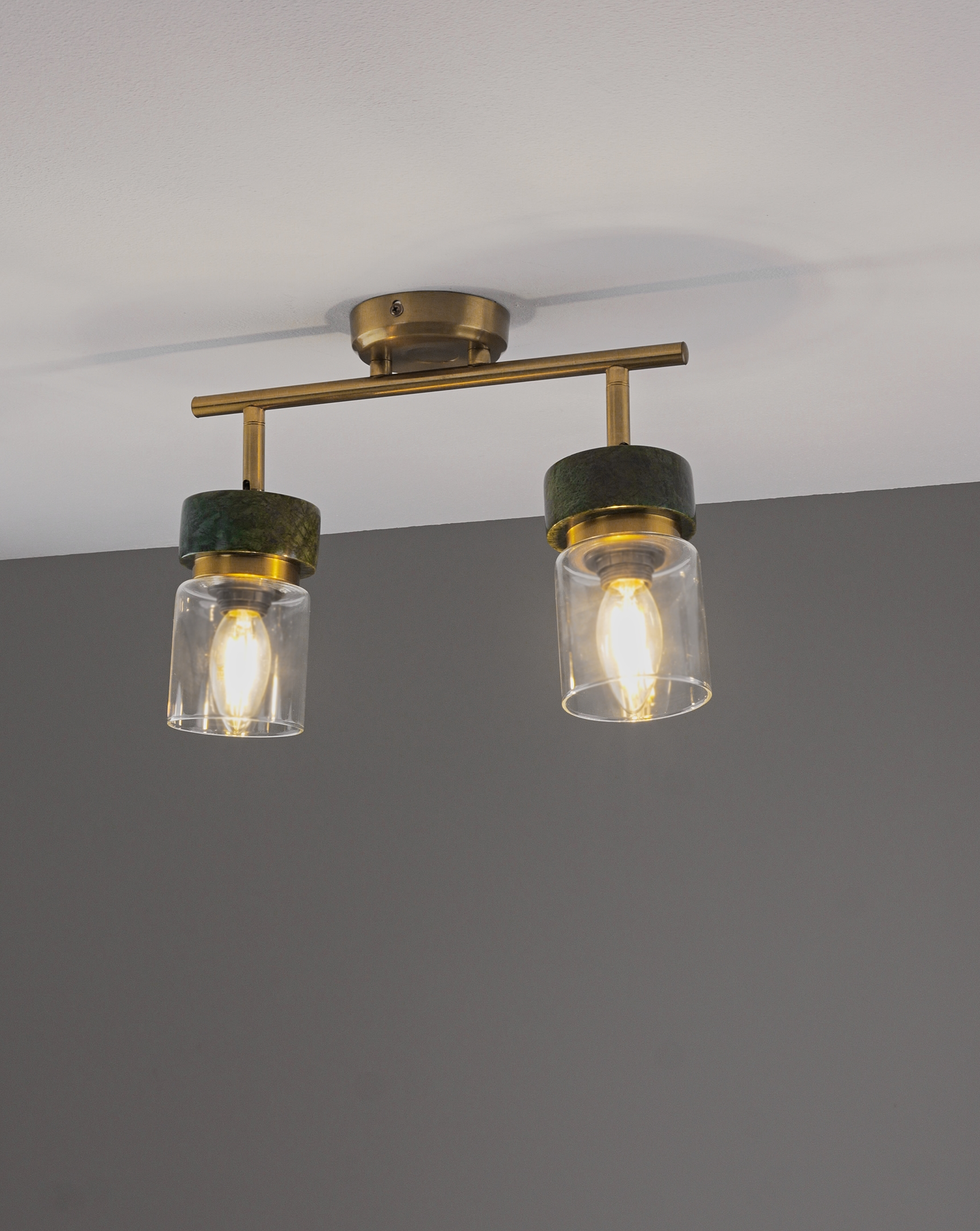 Спот Moderli V11822-2C Almero