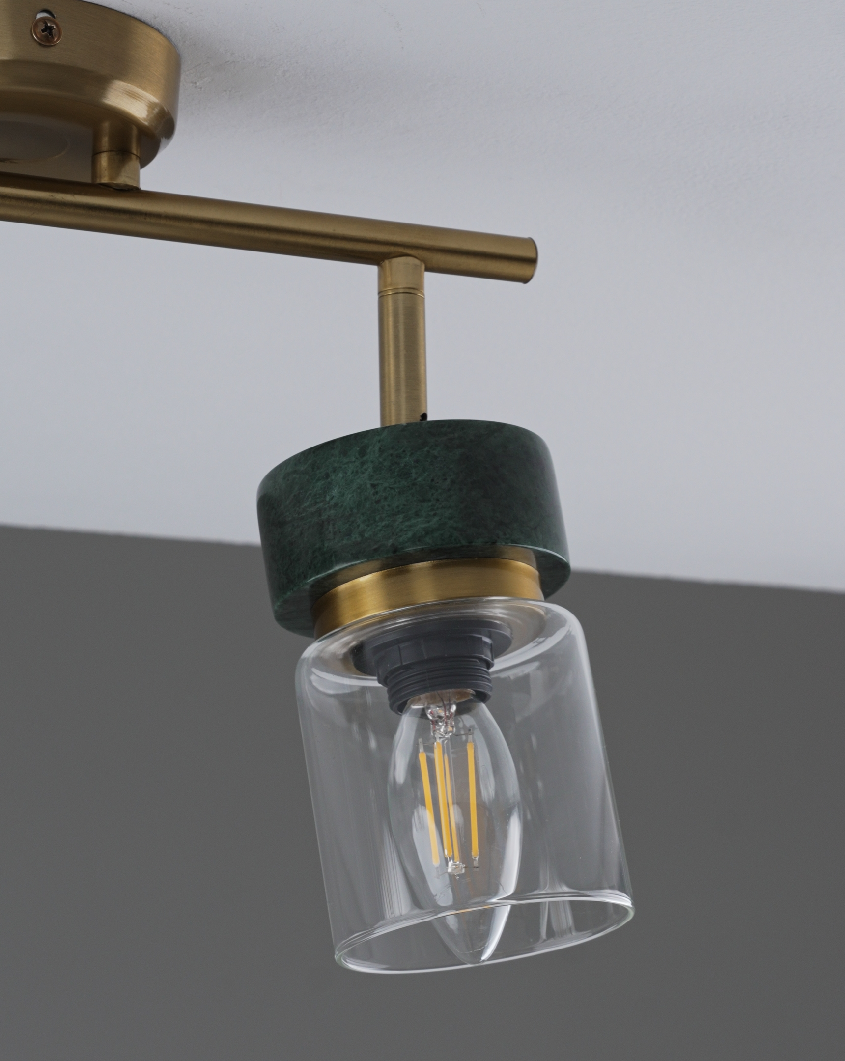 Спот Moderli V11822-2C Almero