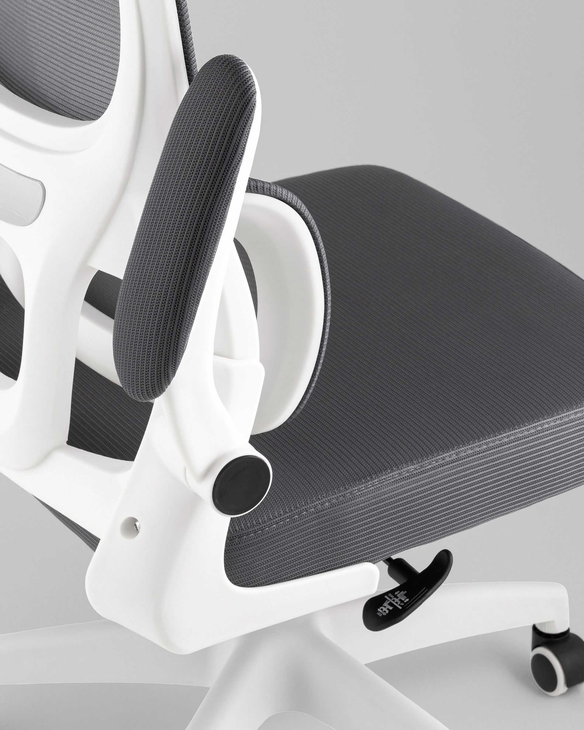 Кресло офисное TopChairs Core Expert серый