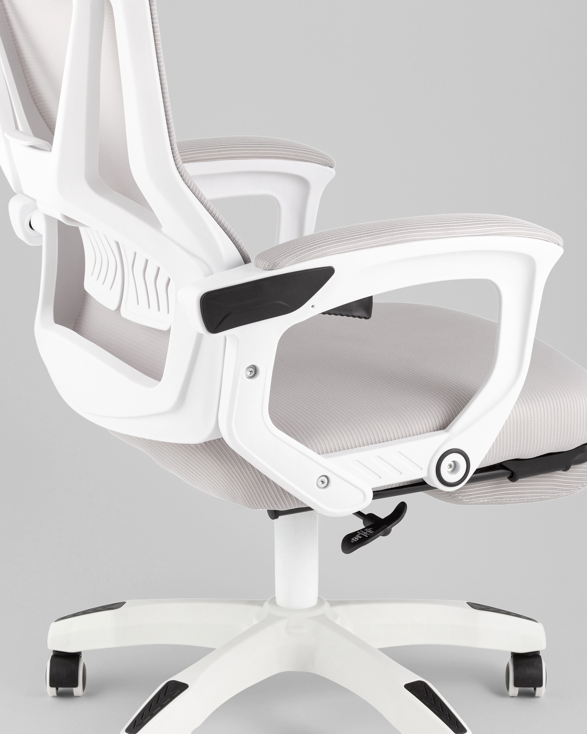 Кресло офисное TopChairs Vecto серый
