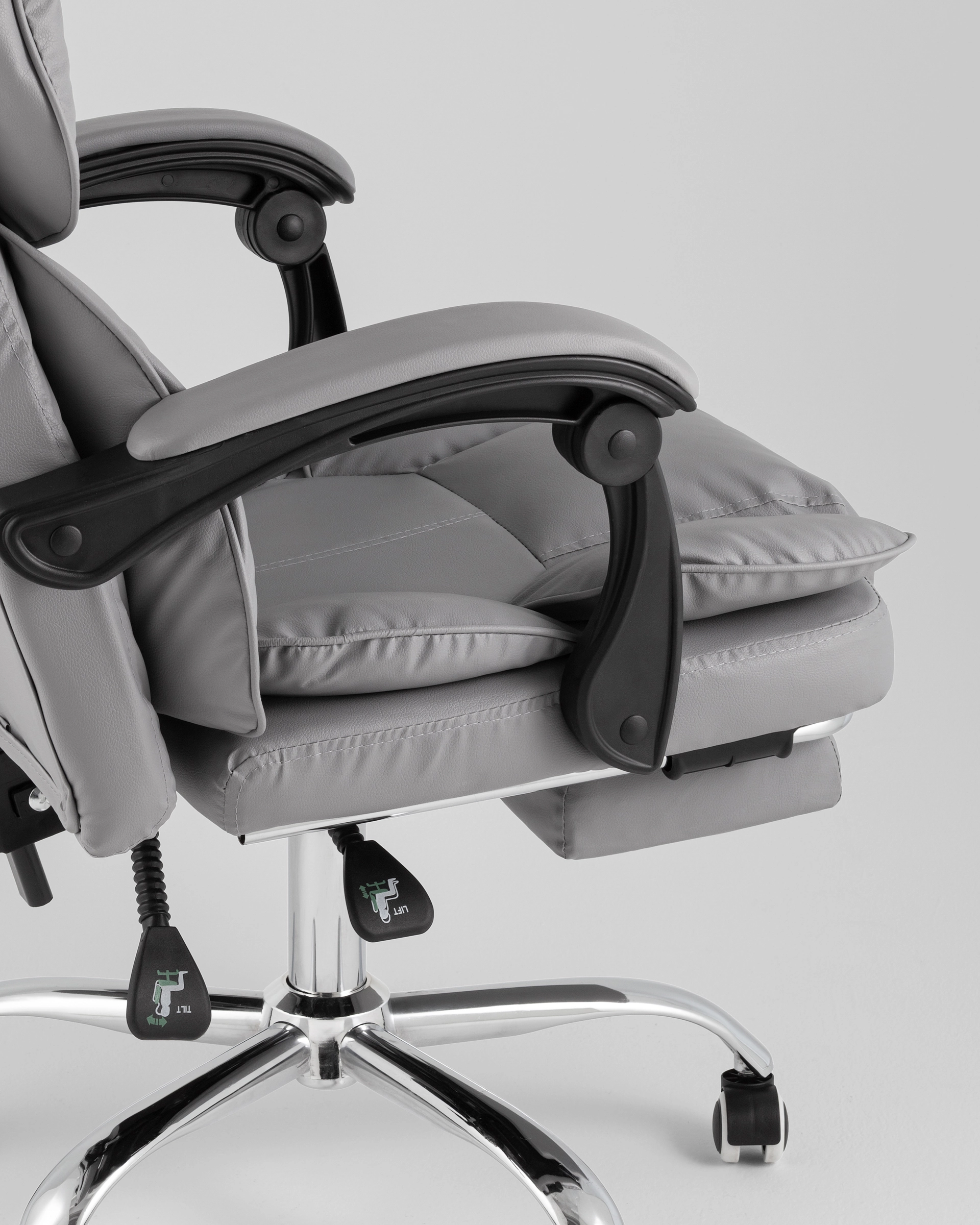 Кресло руководителя TopChairs Siento серый