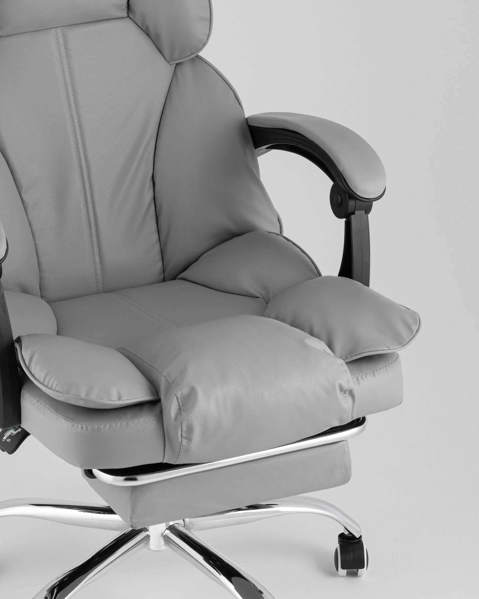 Кресло руководителя TopChairs Siento серый