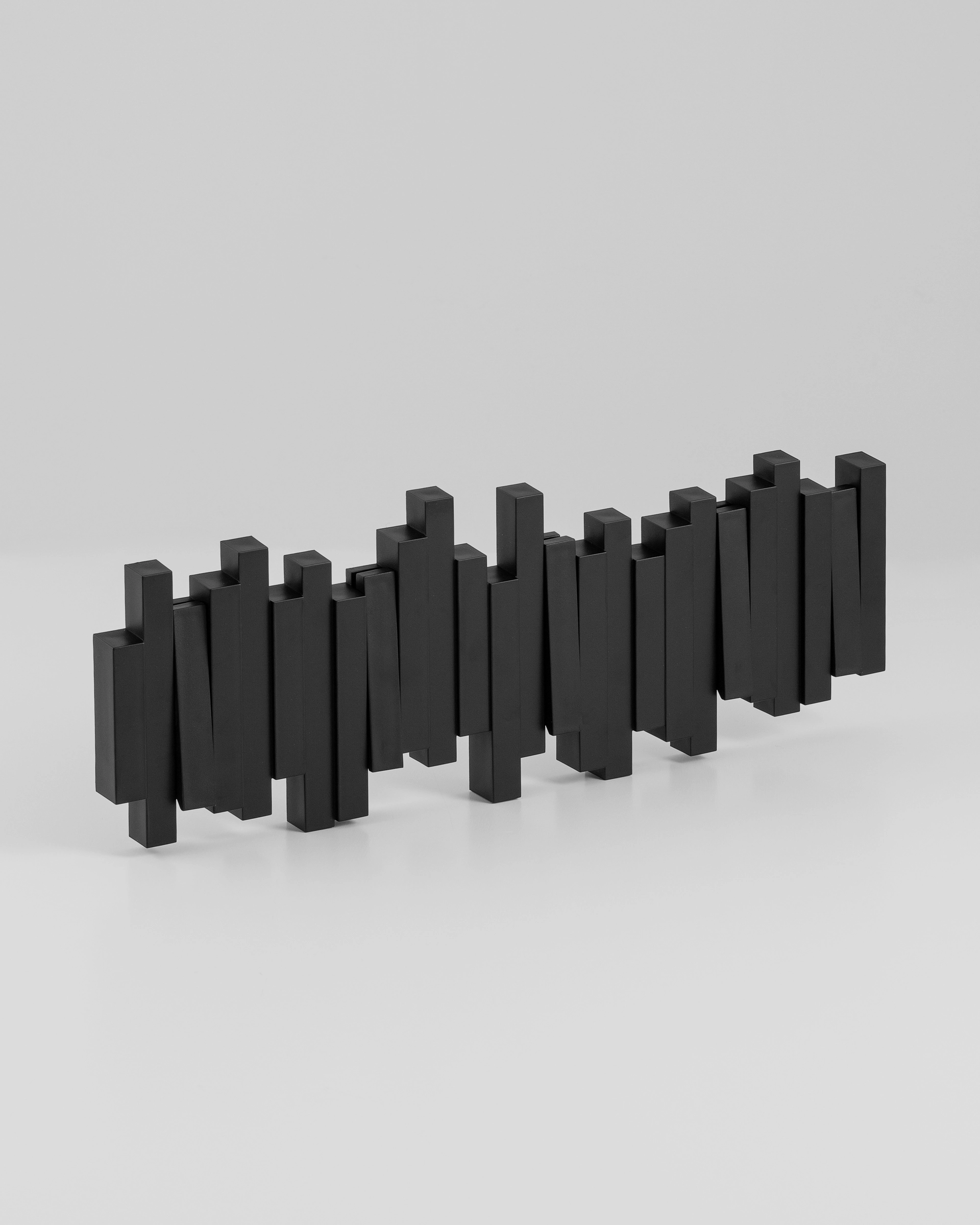 Bешалка настенная Forelli черный