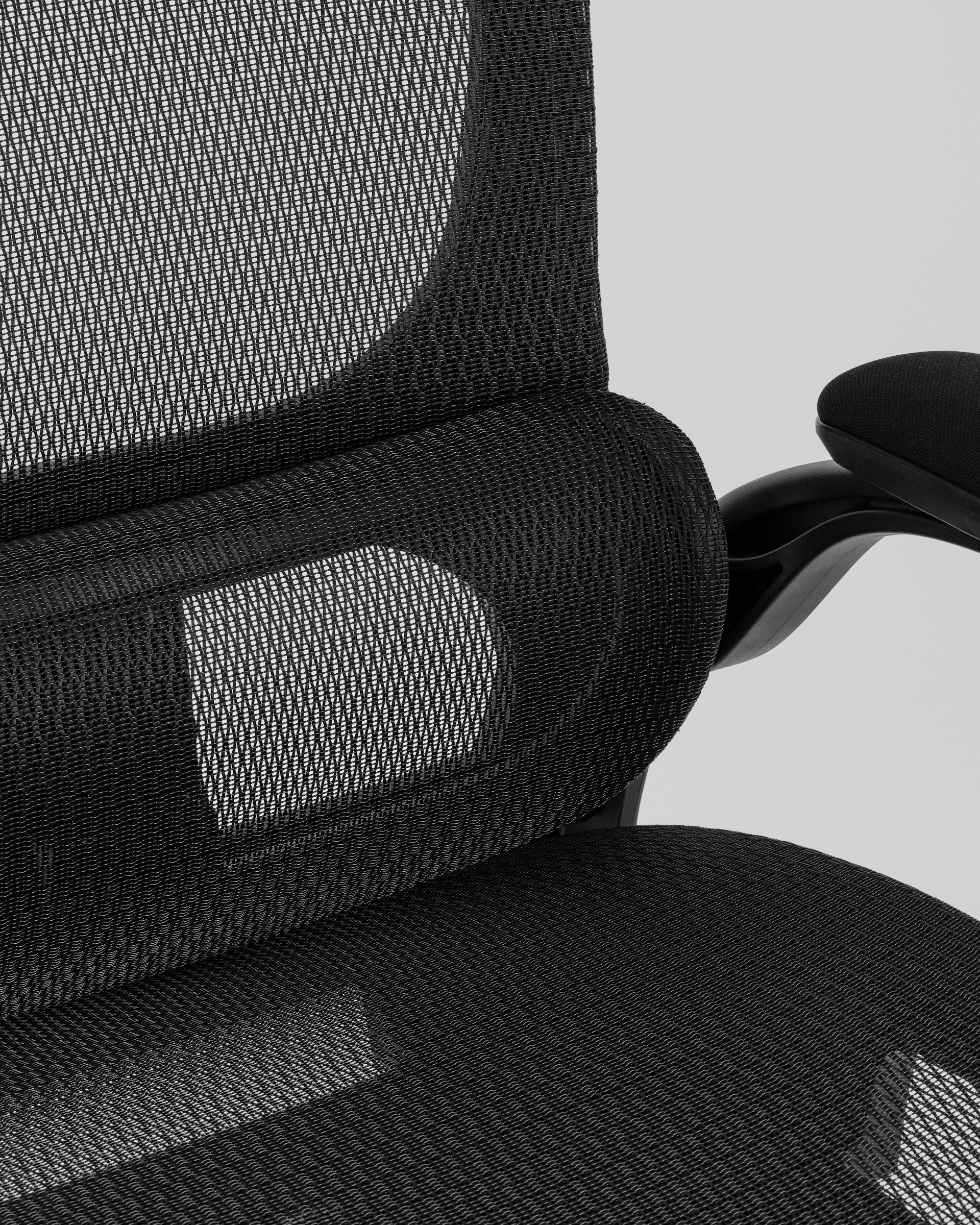 Кресло офисное TopChairs Tactus черная сетка