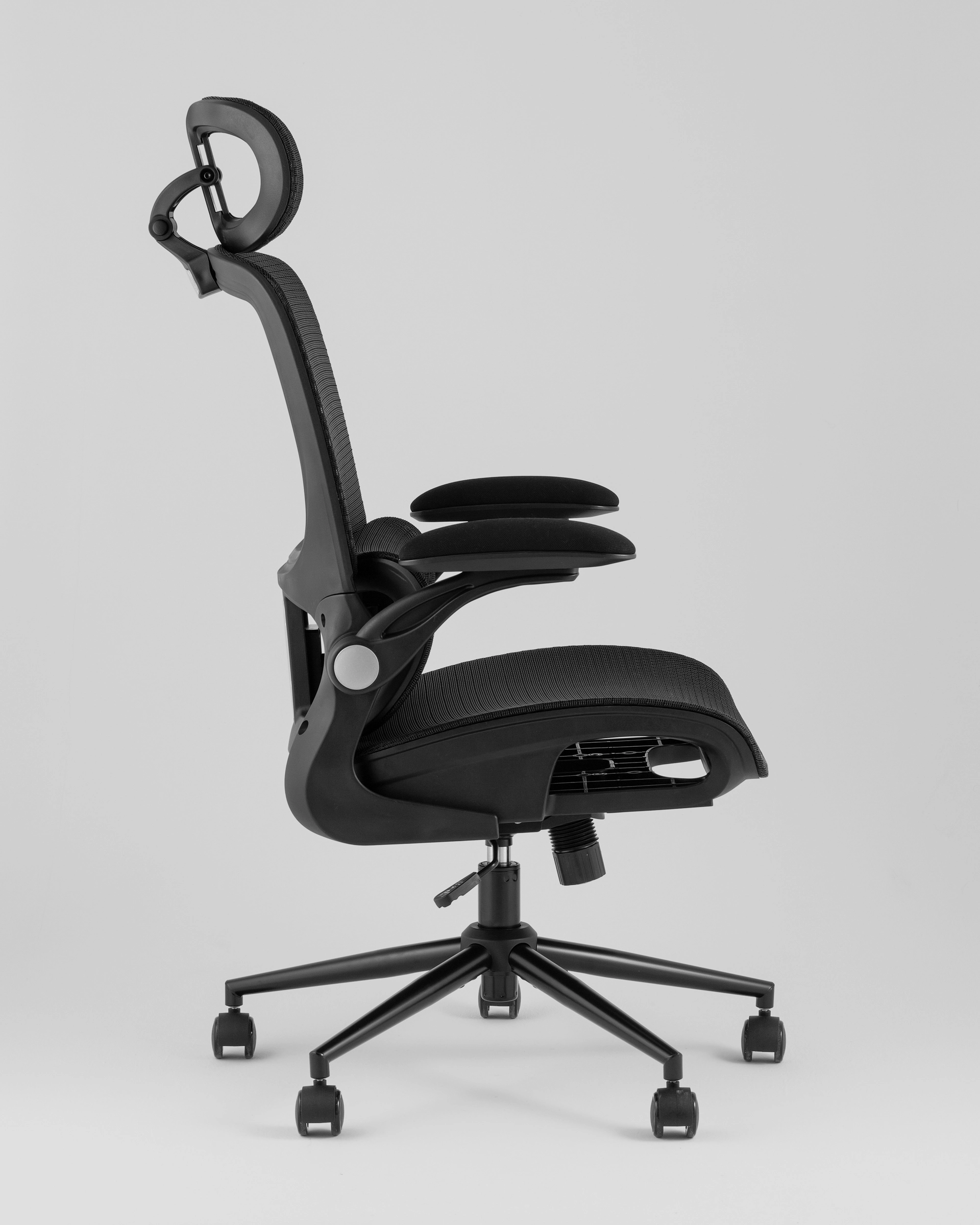 Кресло офисное TopChairs Tactus черная сетка