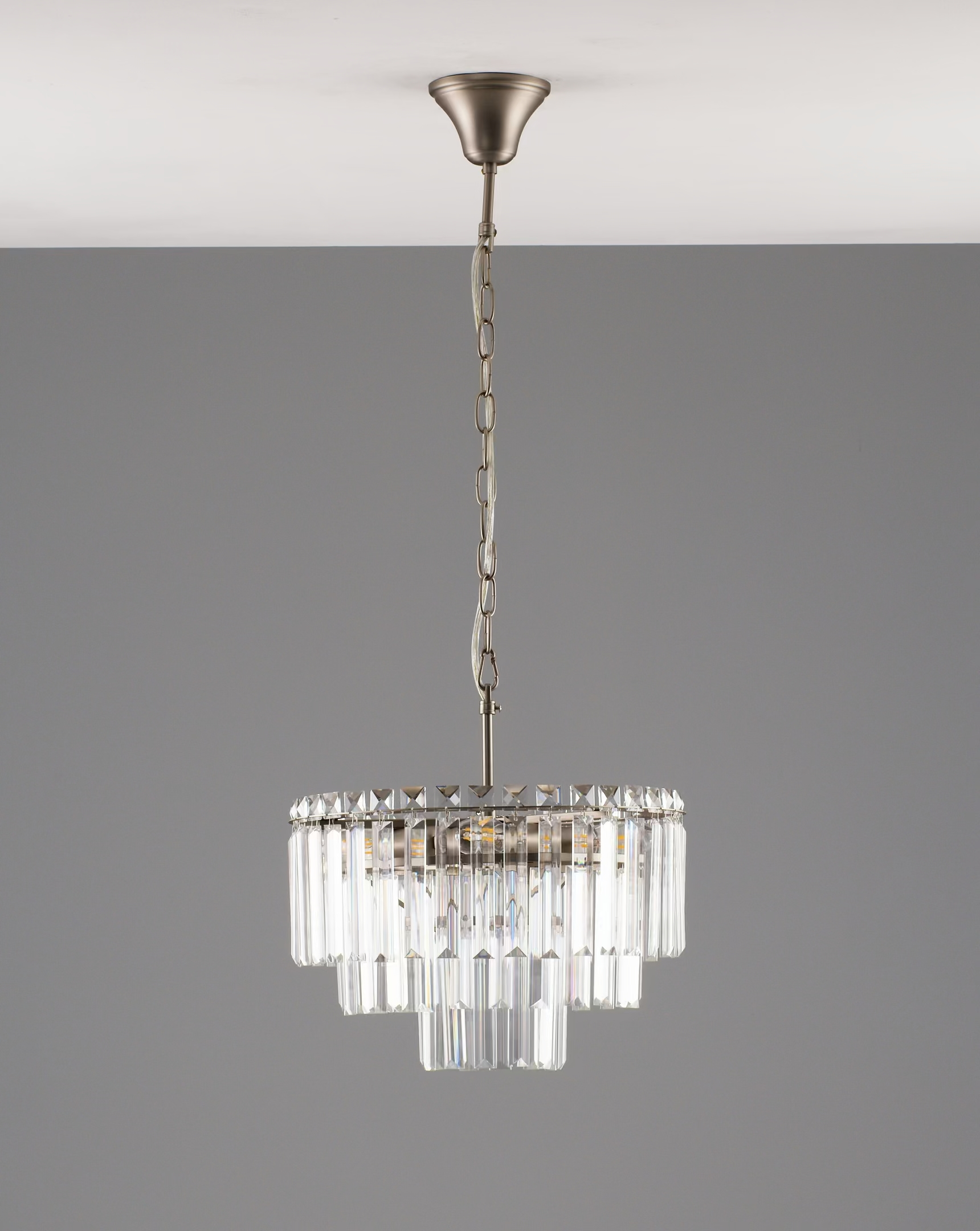 Люстра подвесная Moderli V10736-4P Crystal