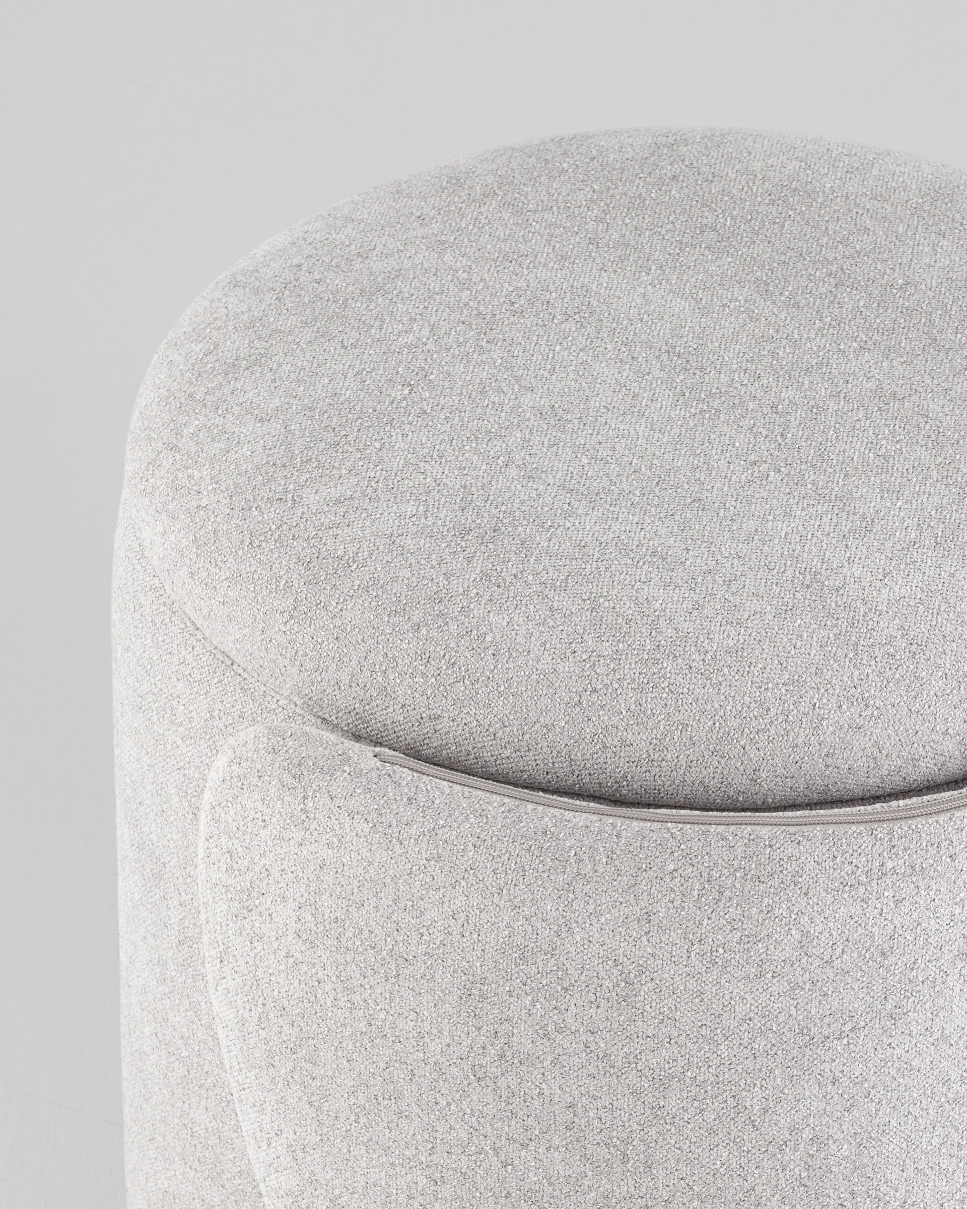 Пуф-трансформер Таунсвилл вращающийся с ящиком букле светло-серый