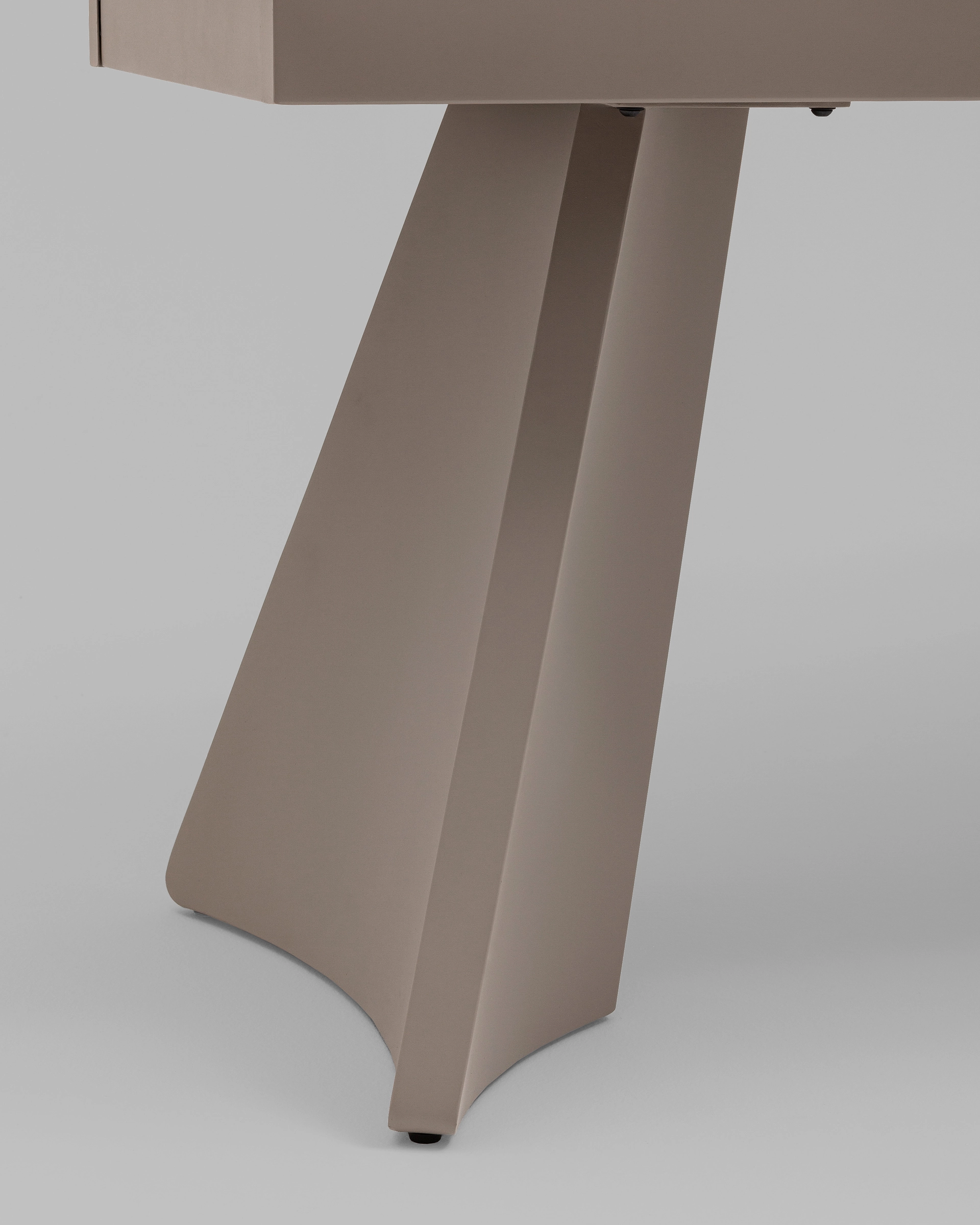 Стол обеденный Eliora 180-260х90 см серый травертин керамика