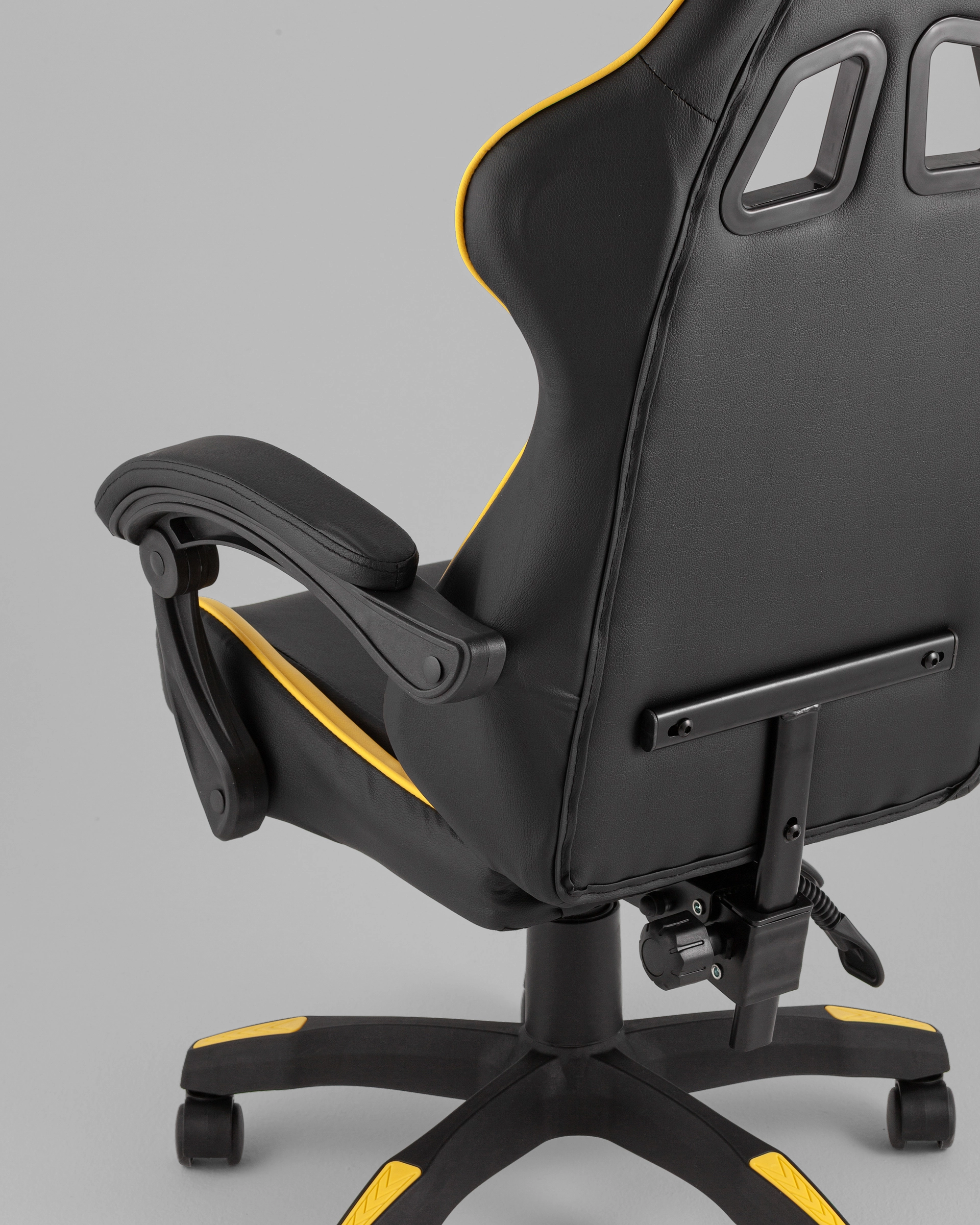 Кресло спортивное TopChairs MG-7043 черно-жёлтый