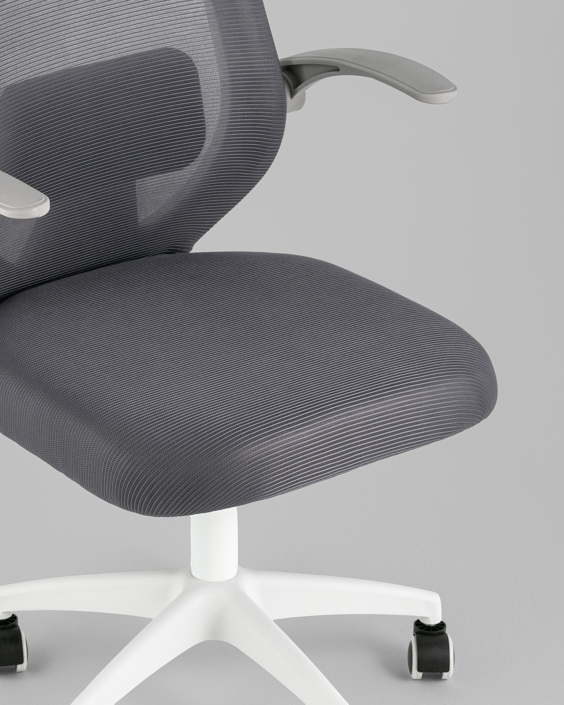 Кресло офисное TopChairs 2517 серый