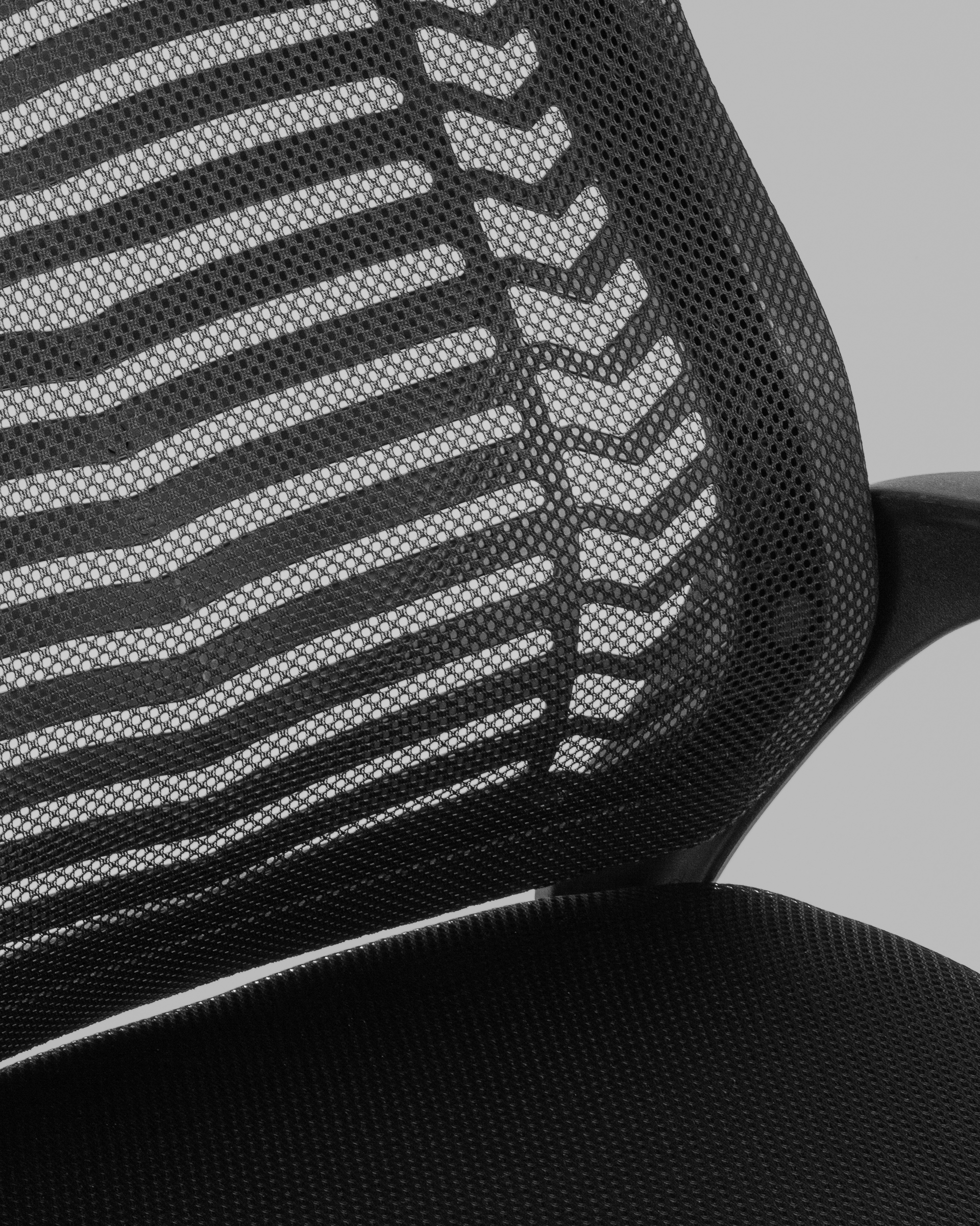 Кресло офисное TopChairs 2567 чёрный