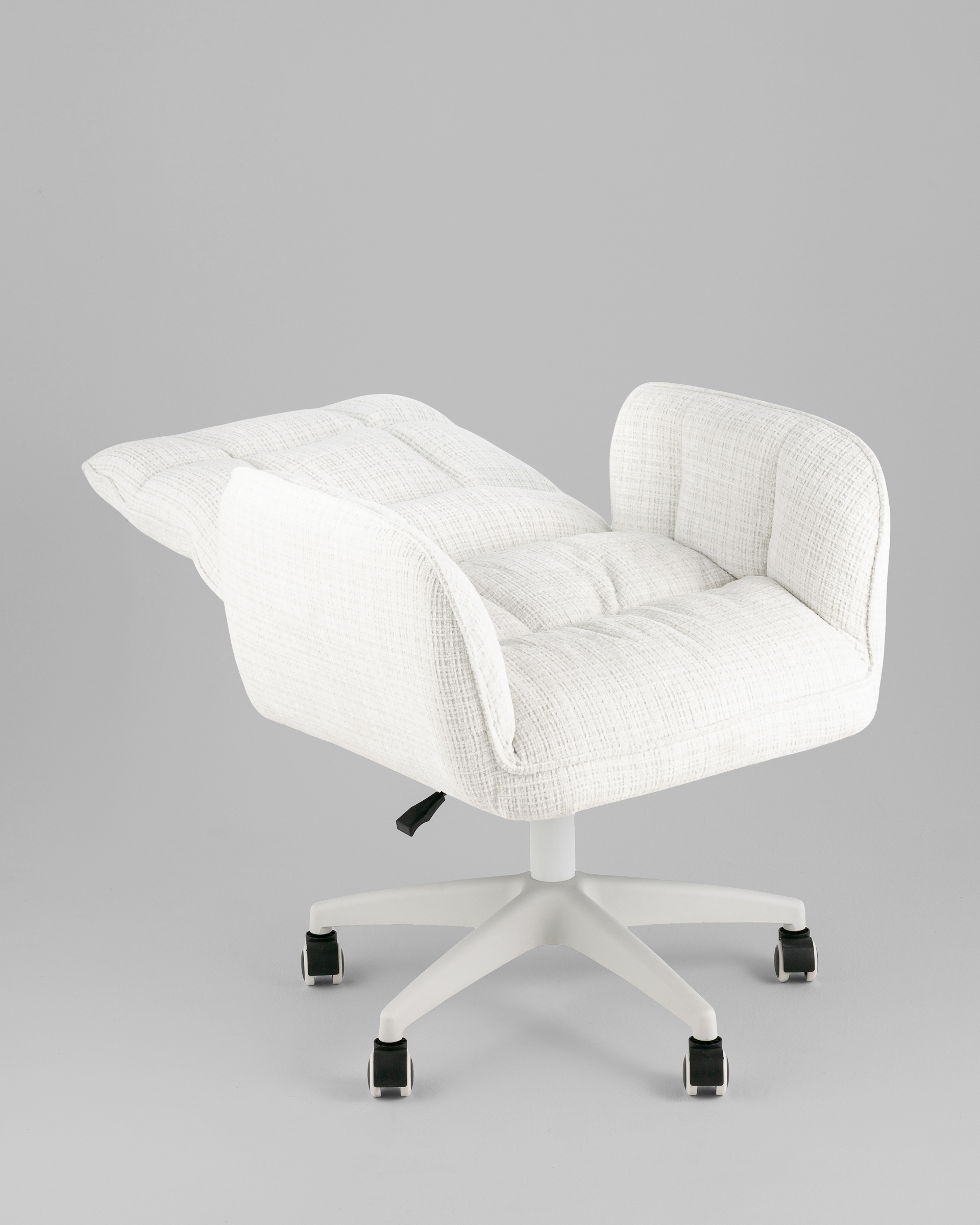 Кресло офисное TopChairs 2591 белый