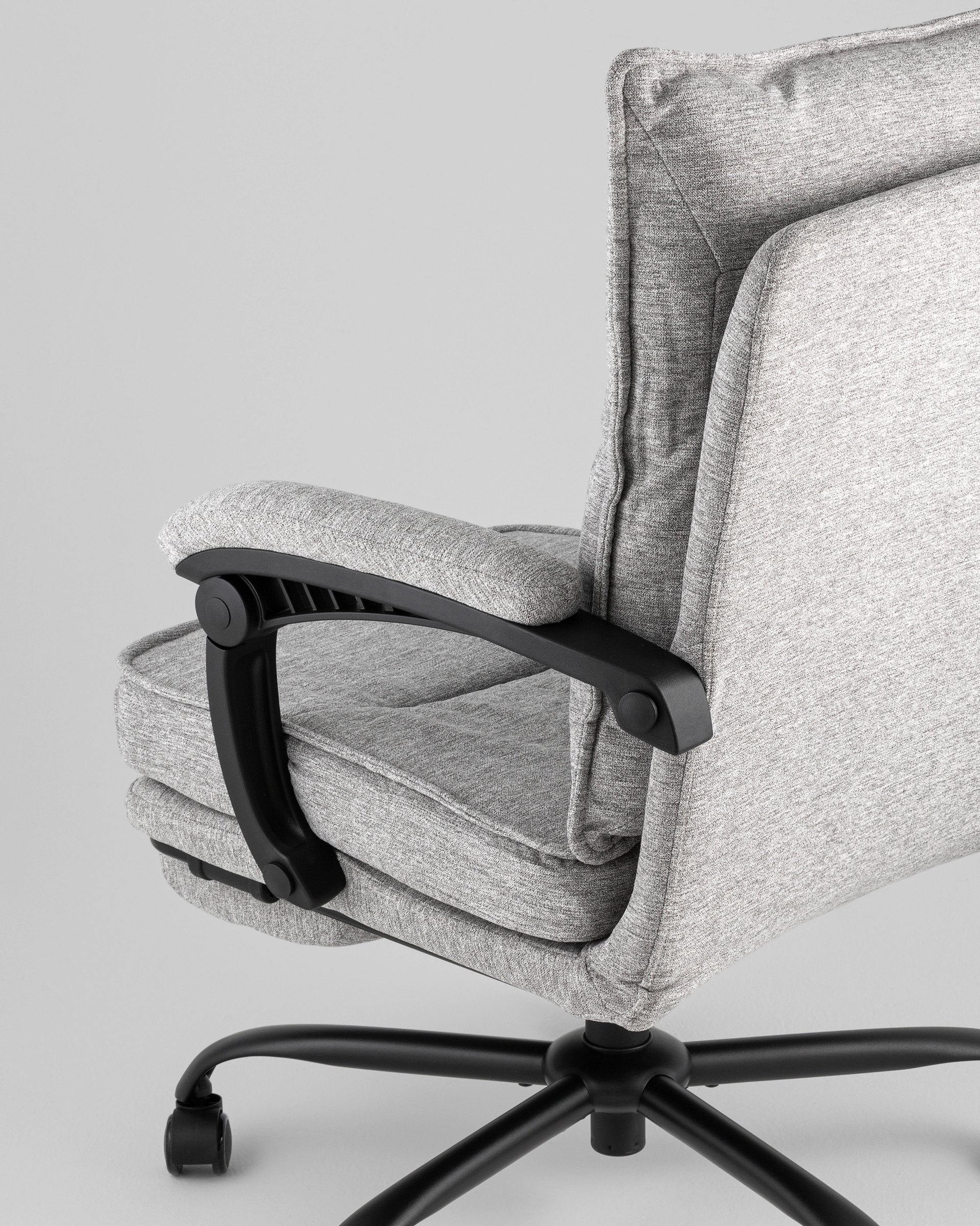 Кресло офисное TopChairs Relano светло-серый