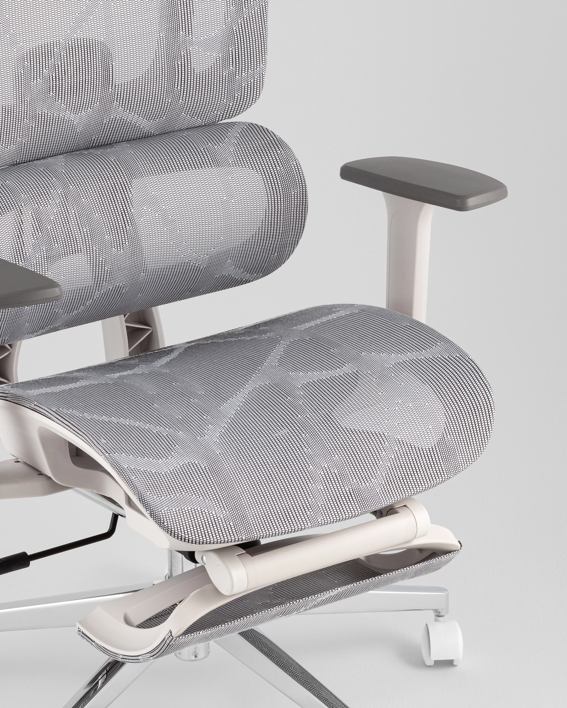 Кресло офисное TopChairs Nimbus белая сетка белый пластик
