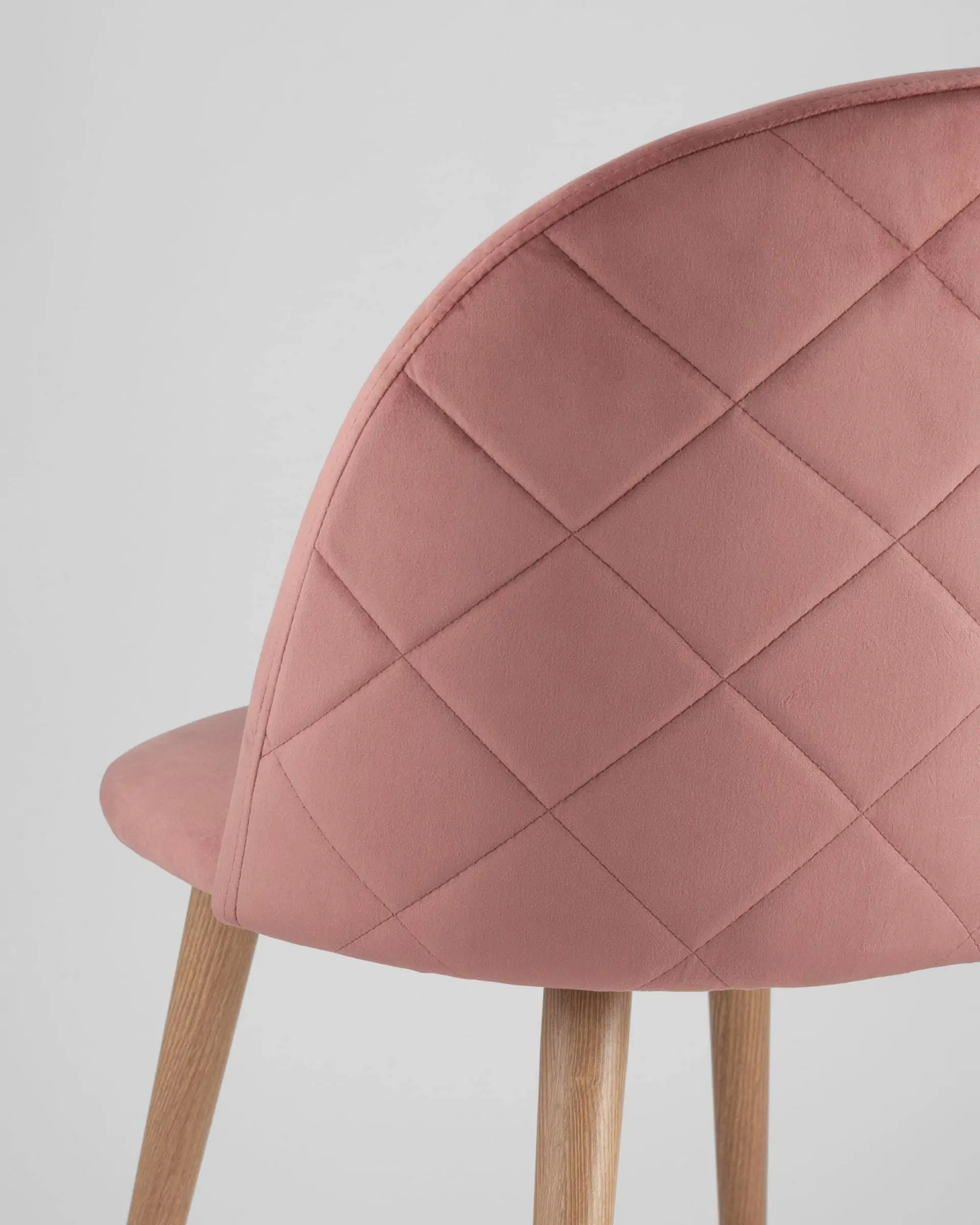 Обеденная группа стол Target 80*80, 4 стула Лион велюр с ромбами розовый
