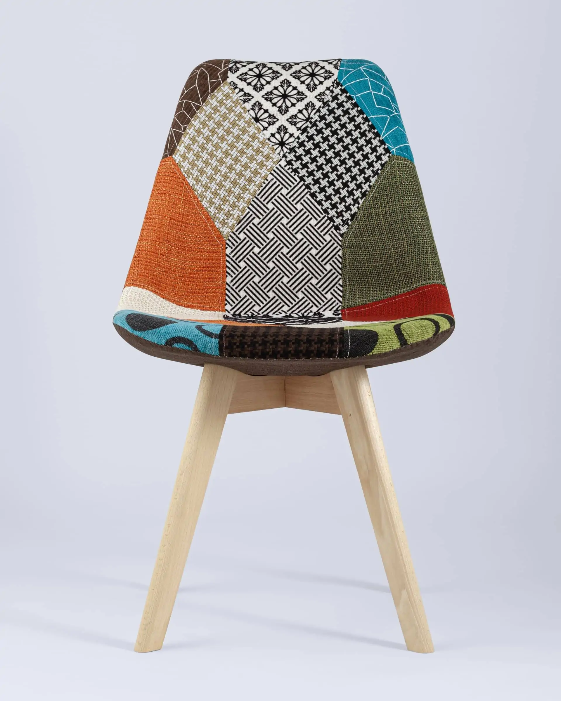 Обеденная группа стол Target 80*80, 4 стула FRANKFURT пэчворк