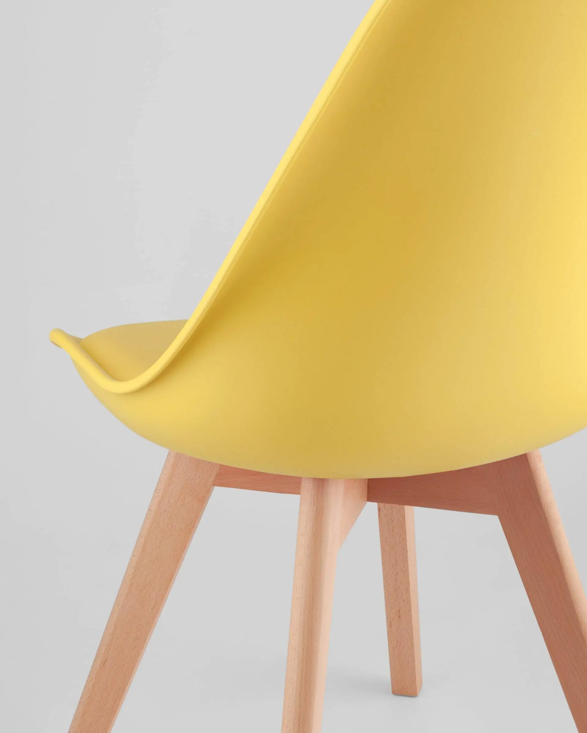 Обеденная группа стол Target 80*80, 4 стула FRANKFURT желтый