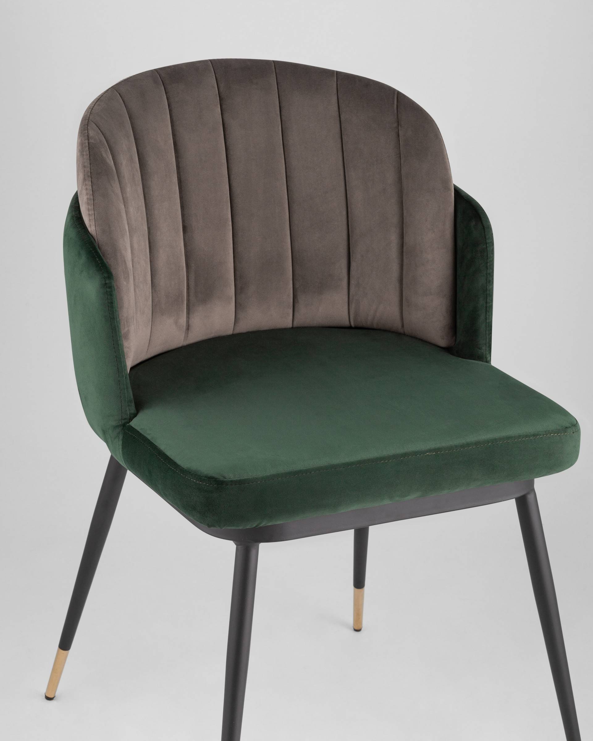 Нан 1 зеленый стул