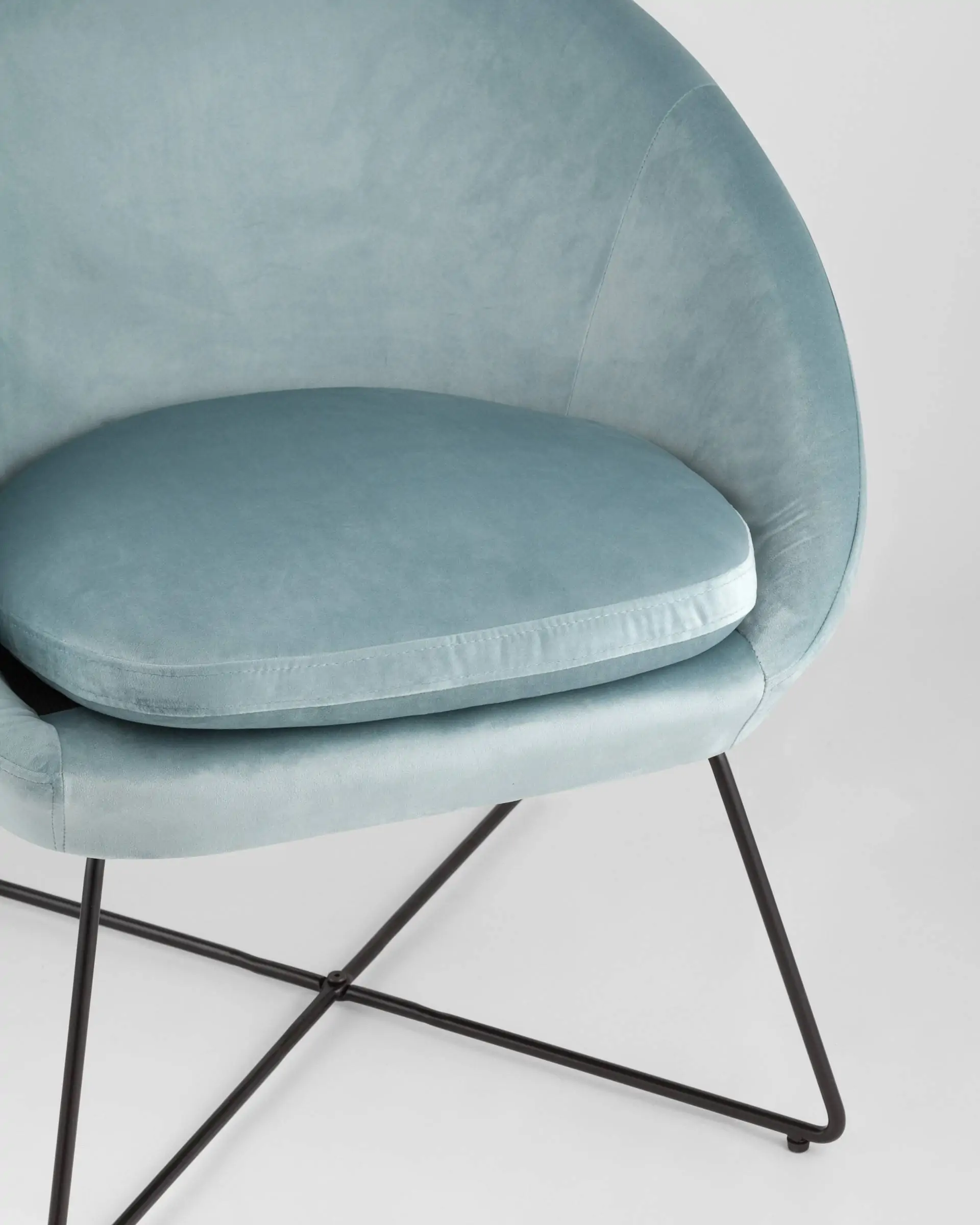 Кресло Колумбия пыльно-голубое велюр на металлических ножках