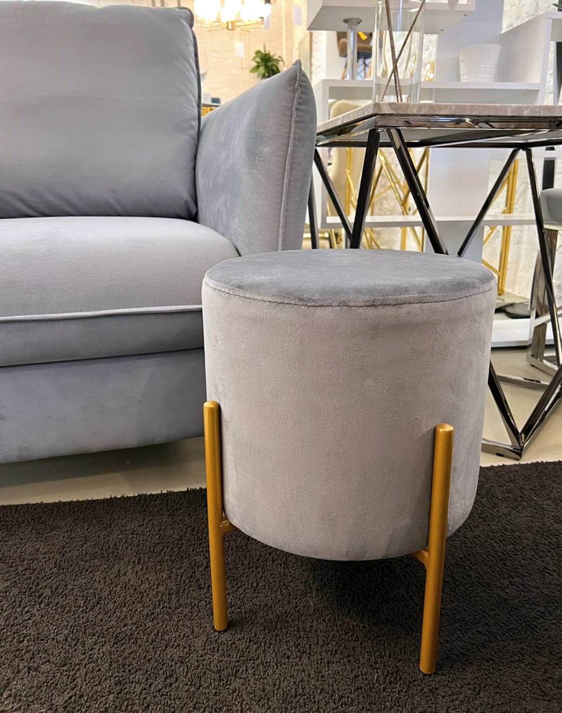 Пуф Кейси, Кресло Говард, Журнальный столик Авалон