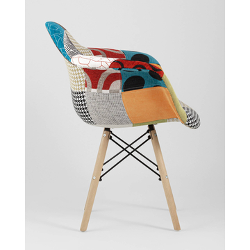 Кресло DSW пэчворк на деревянных ножках