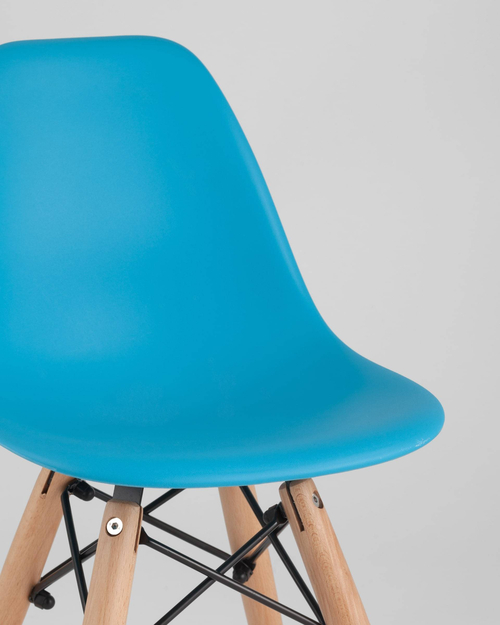 Комплект детский стол Eames DSW, 1 голубой стул