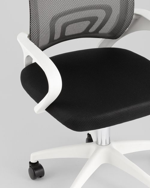 Кресло офисное TopChairs Simple SN черный пластик белый